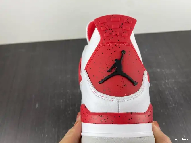 One Kick Red Air Jordan DH6927-161 4 Cement 0529